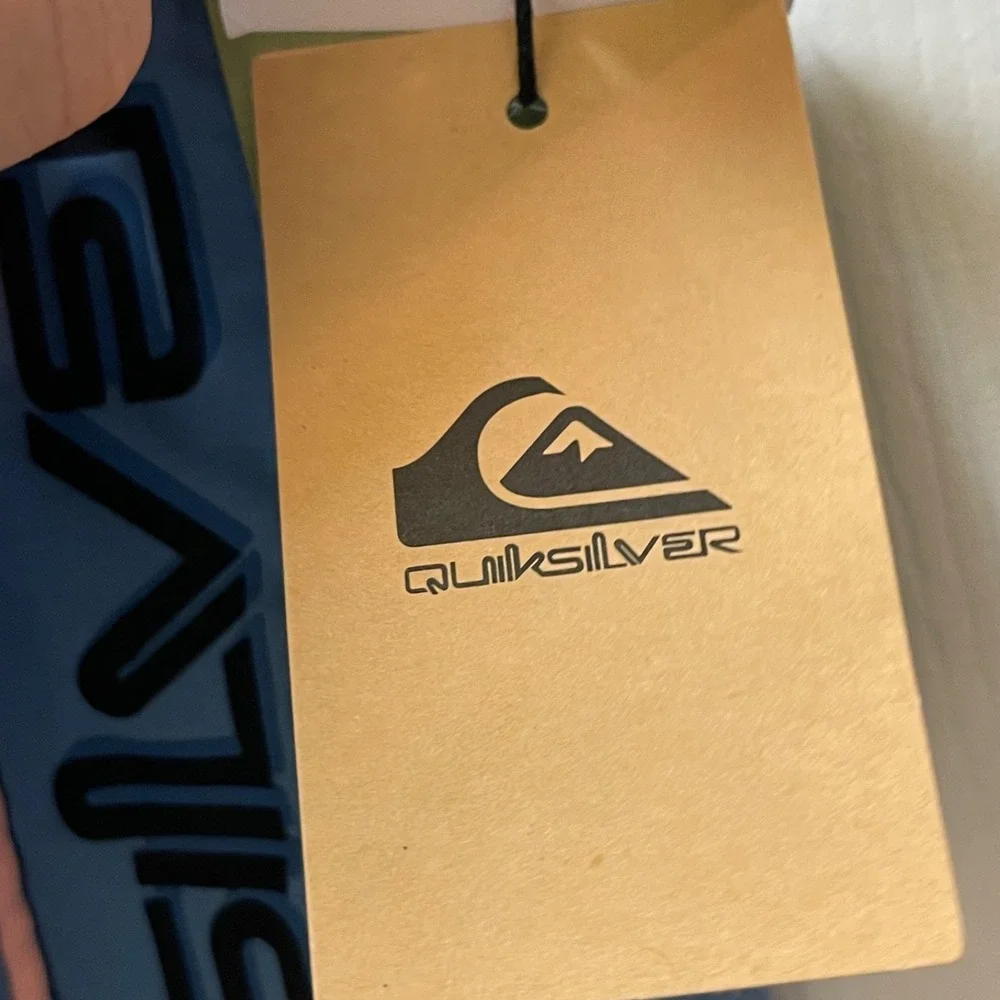 Quiksilver product pair